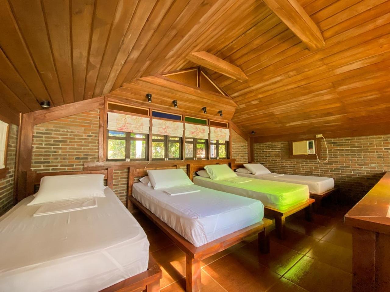 Chema's By The Sea Resort 2*