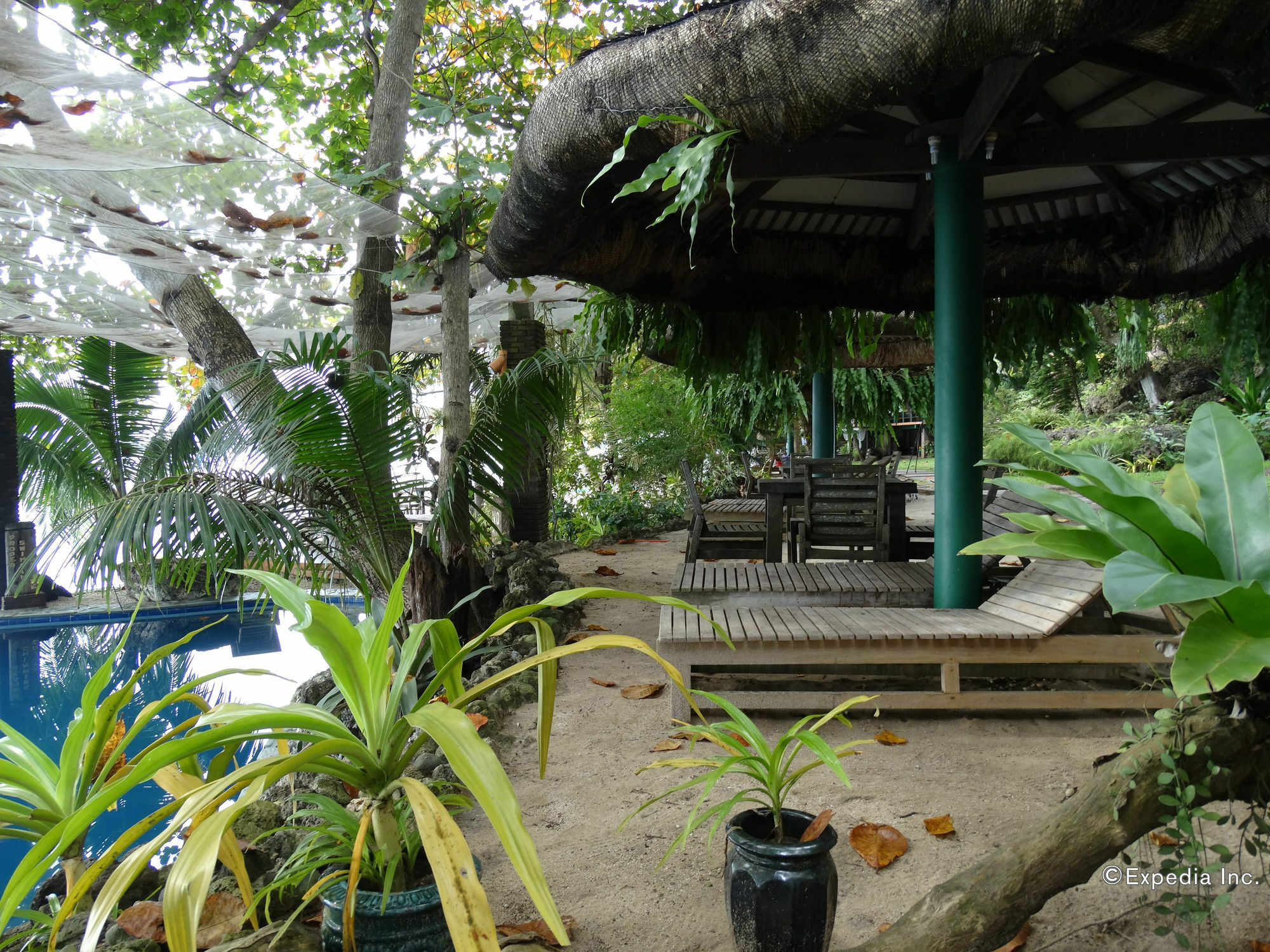 Chema's By The Sea 2* Samal