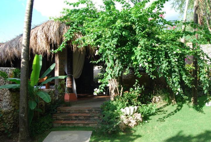 Chema's By The Sea Resort